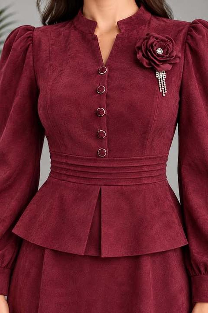 Gül Broşlu Peplum Takım — görsel 3