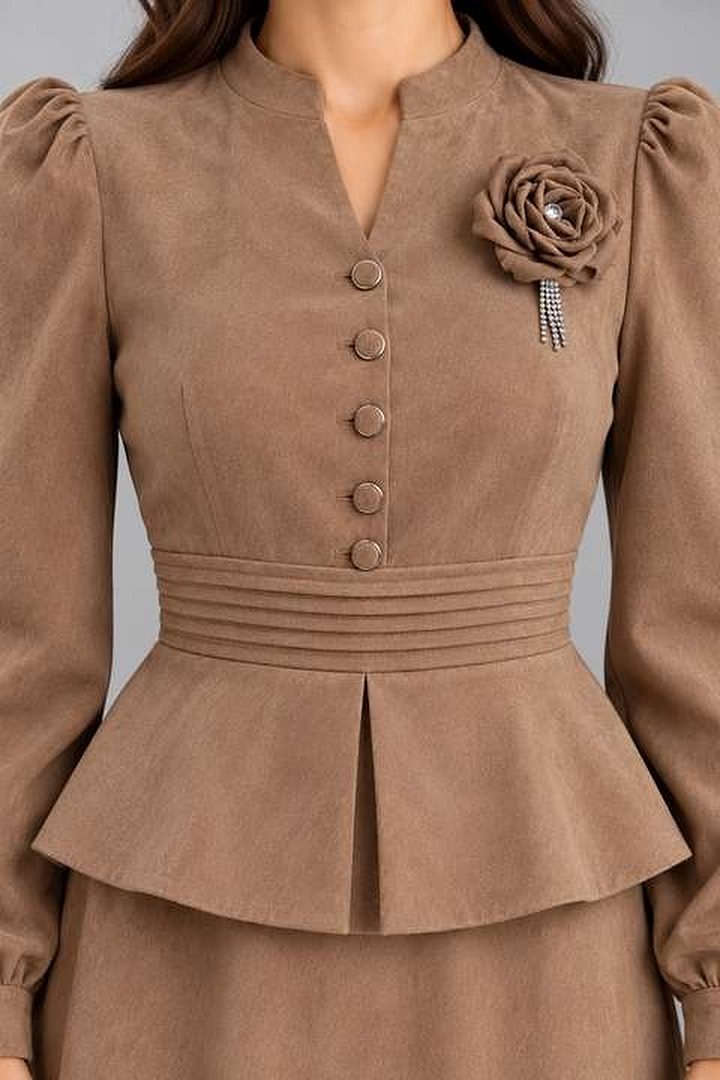 Gül Broşlu Peplum Takım — görsel 3
